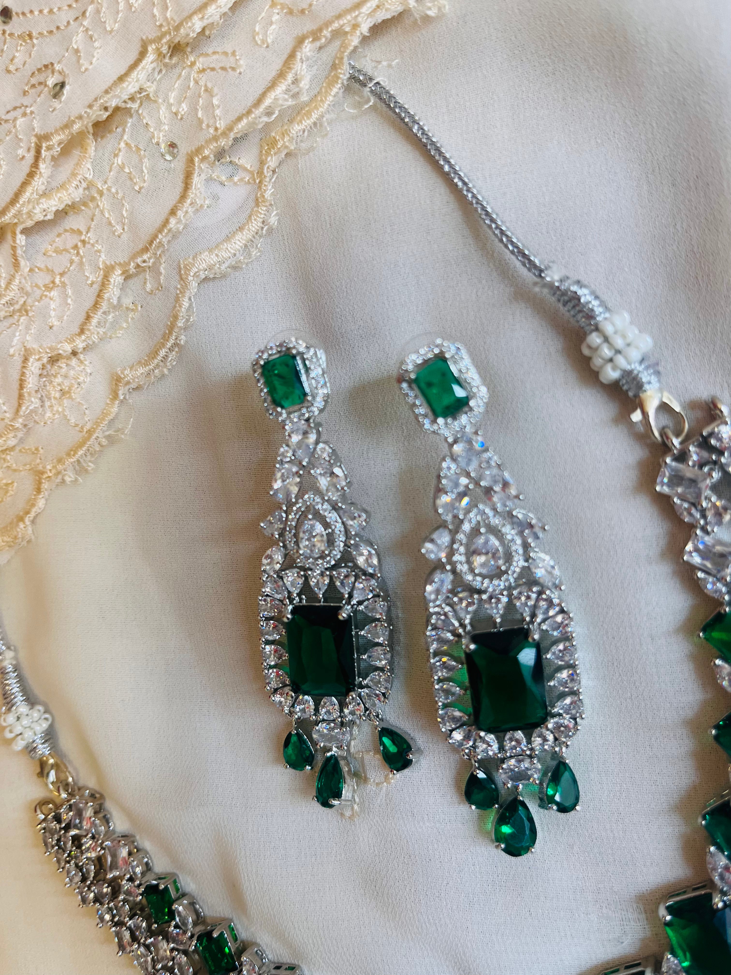 Nita Ambani replica Emerald Necklace Set