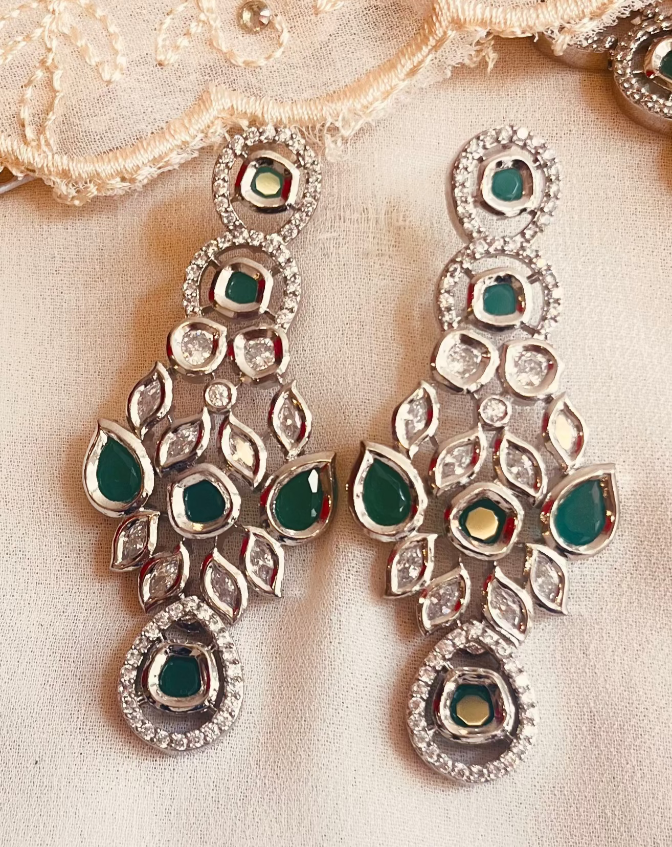 Emerald and Silver Choker Set