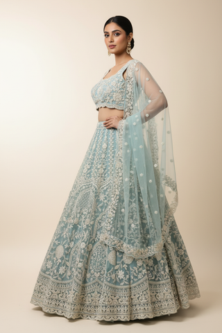 Pose 1 - Three quarter turn with dupatta