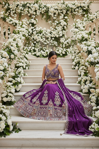 Pose 3 - Seated with dupatta