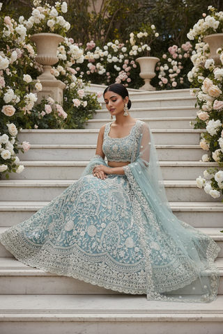 Pose 3 - Seated with dupatta