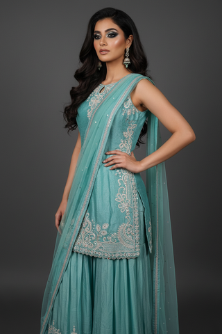 Professional photoshoot - Side pose