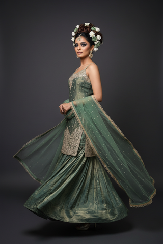 Professional photoshoot - Twirl pose