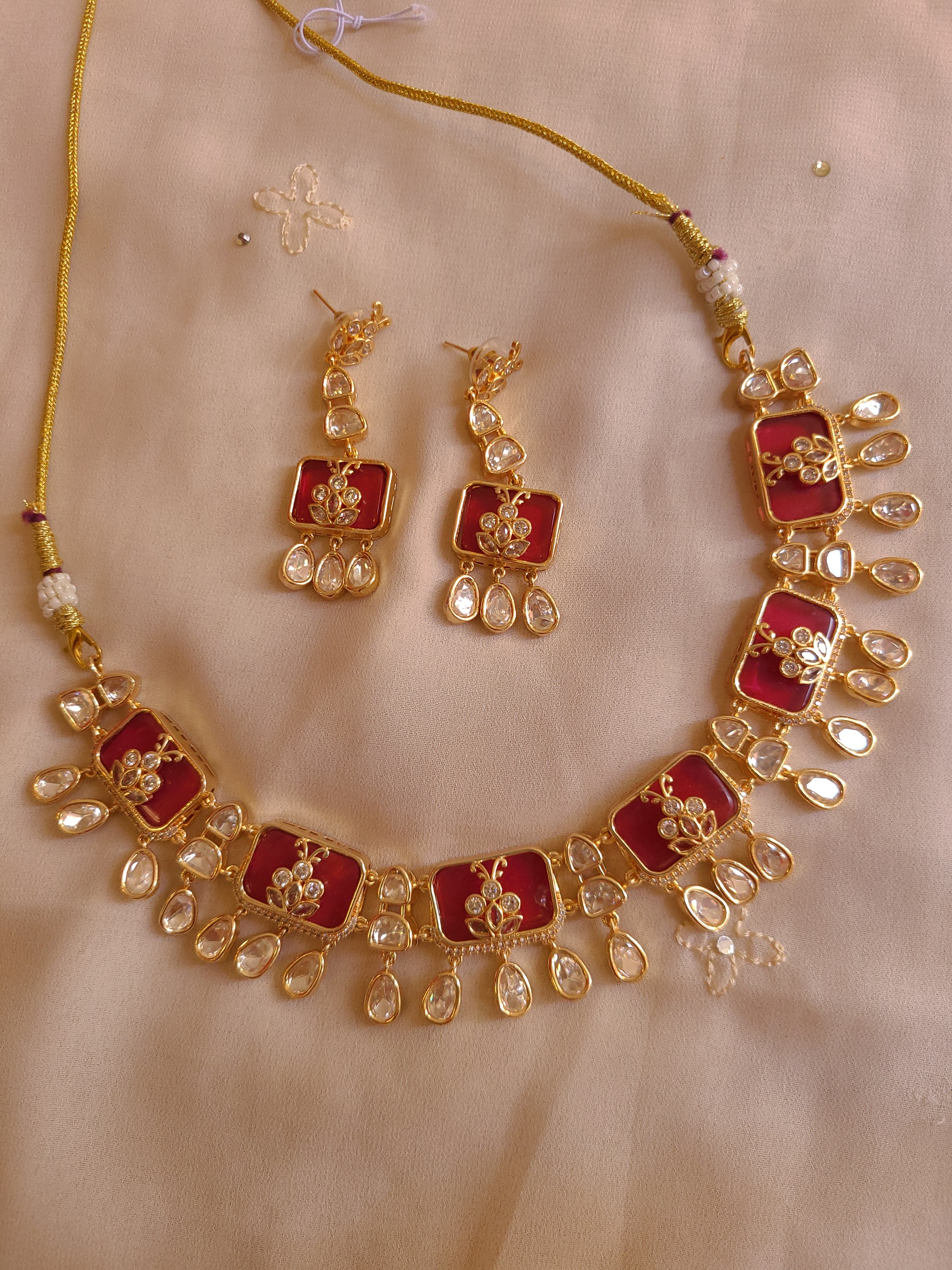 Kundan Choker Set