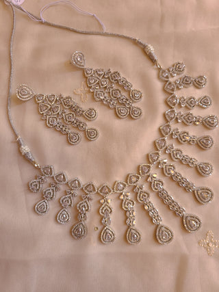 Sparkling Diamond with Gold finish Necklace Set