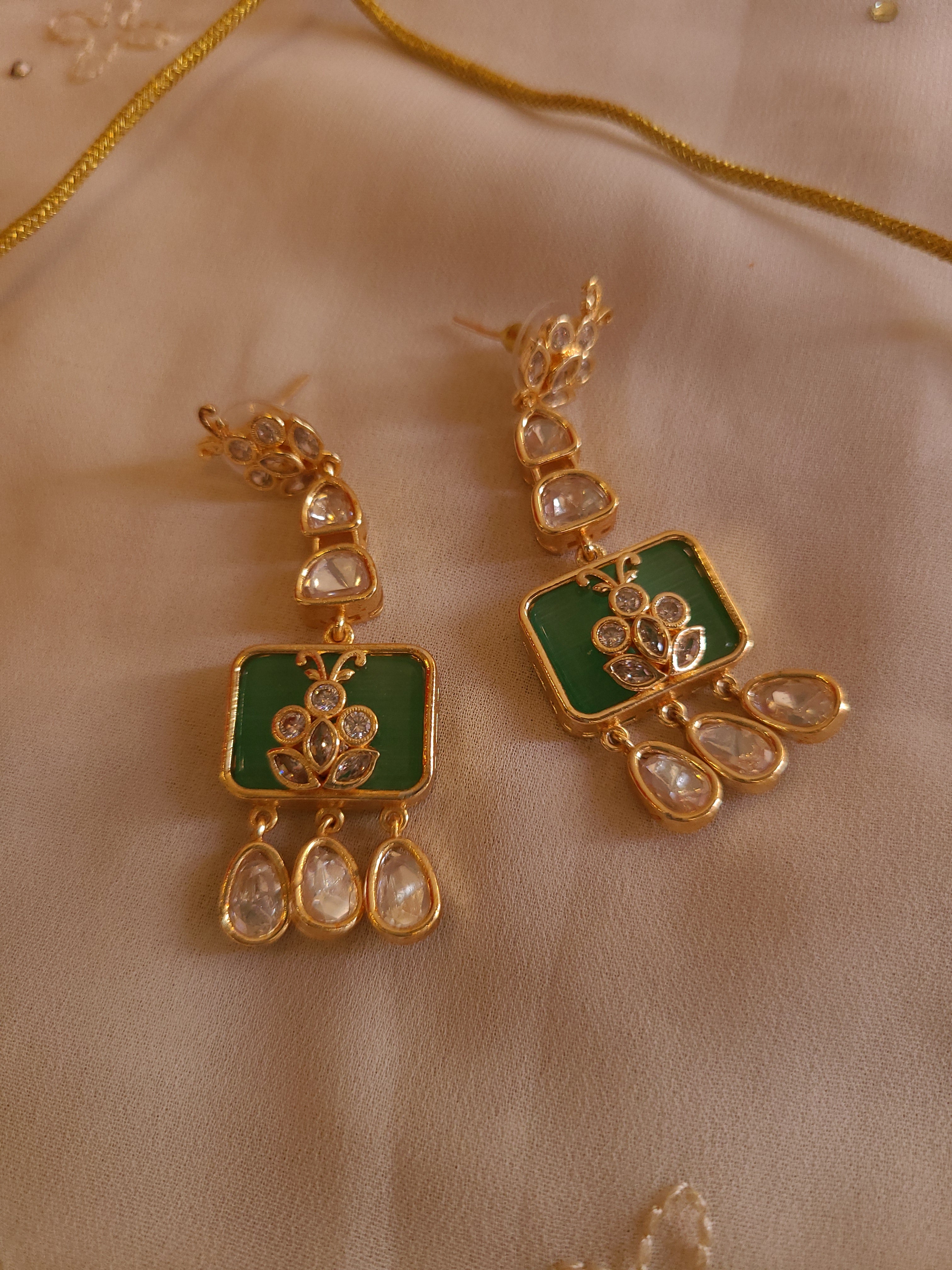 Green Kundan Choker Set