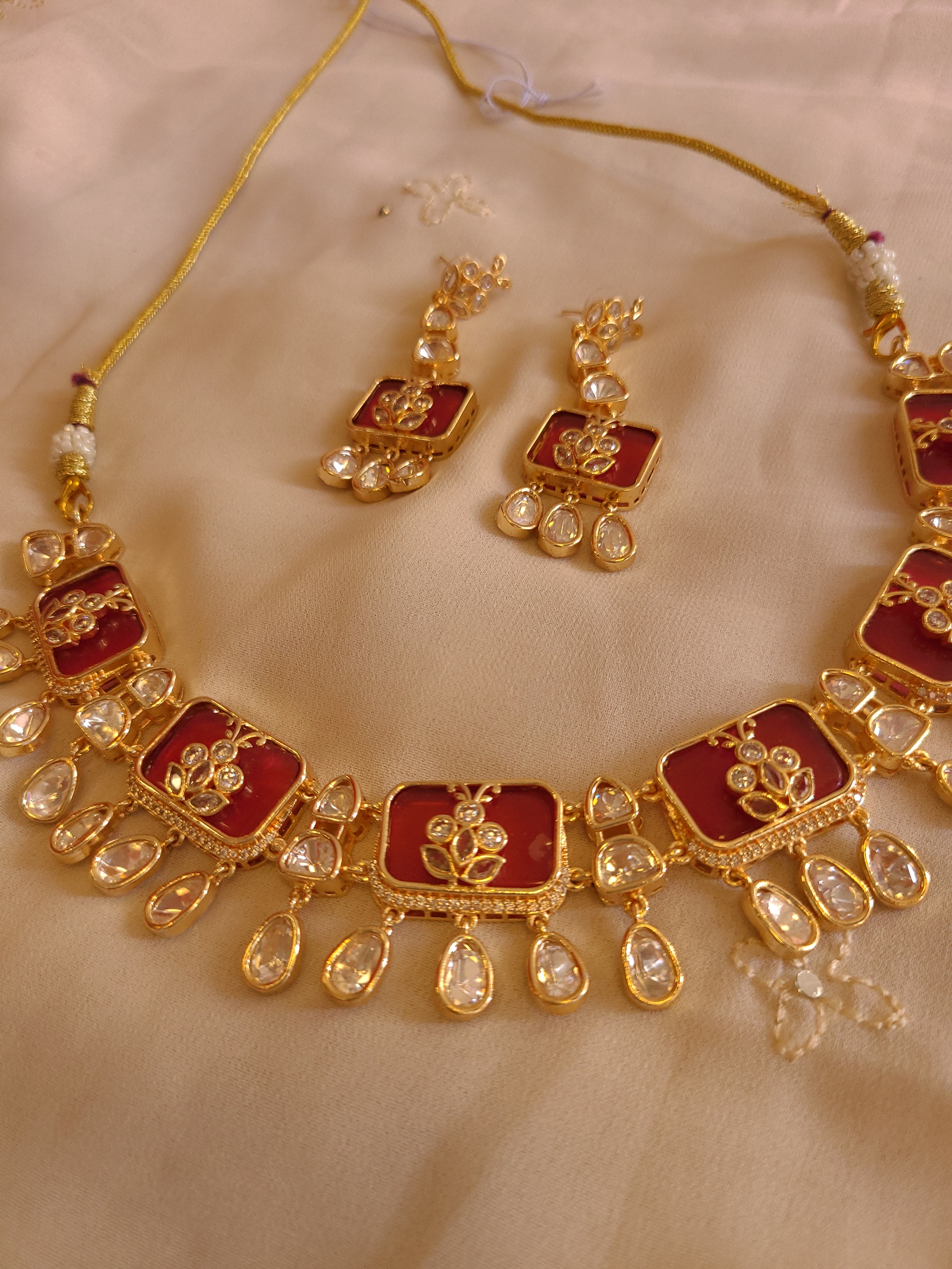 Kundan Choker Set