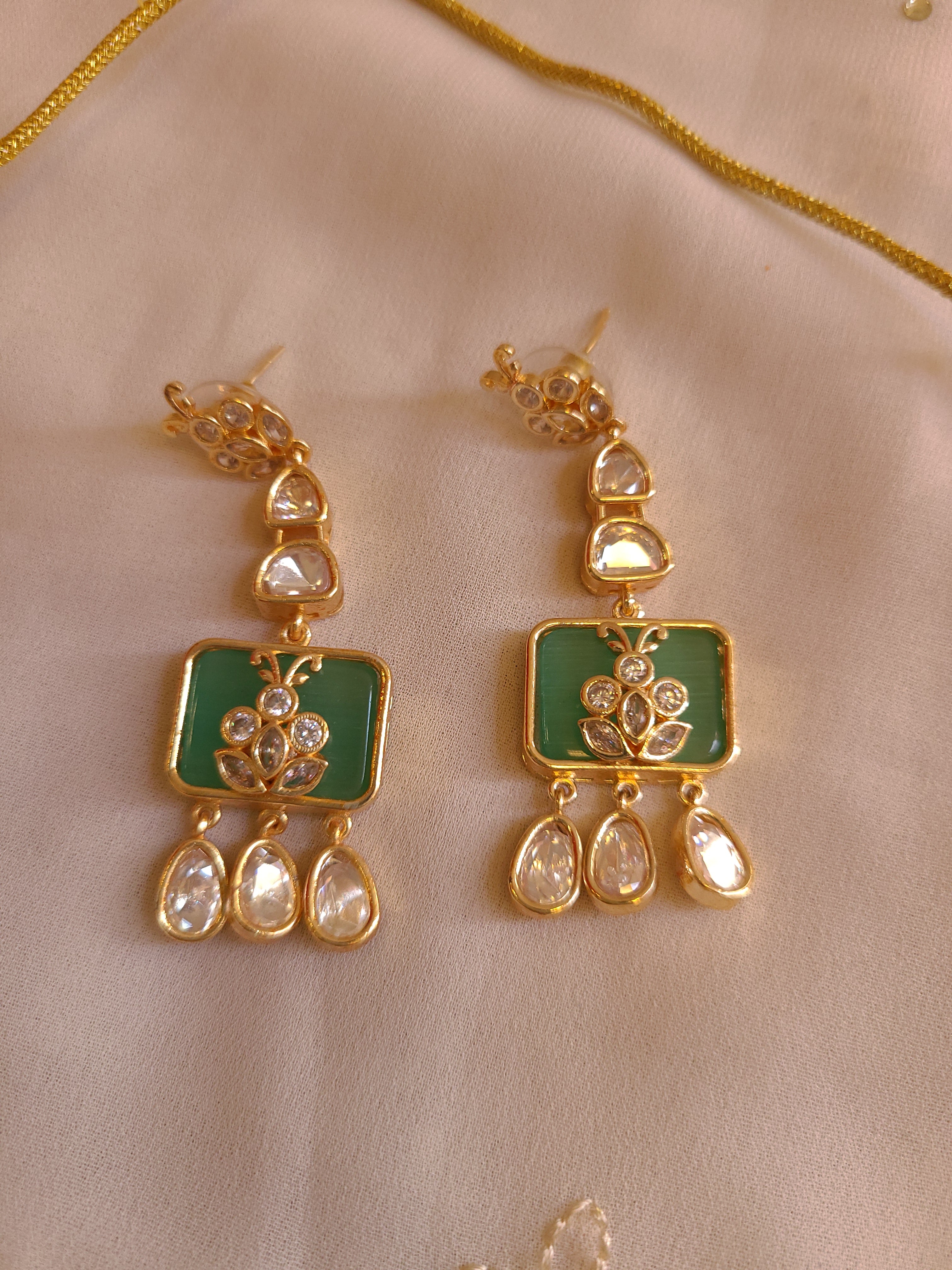 Green Kundan Choker Set