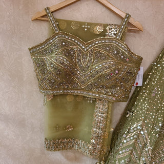 Simran Lehenga