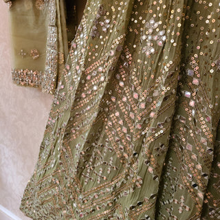 Simran Lehenga