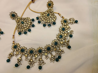 Blue sapphire and Champagne color crystal floral pattern necklace set with maang tikka