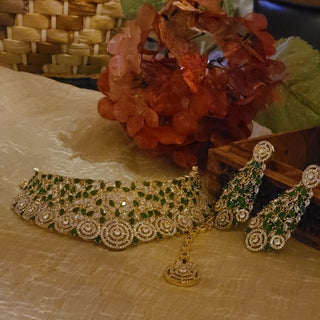 AD Emerald Set with Maang Tika